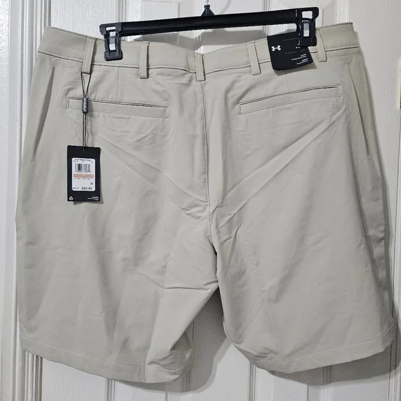 Men's Under Armour Tech Taper Shorts Size 42 Beige - Picture 8 of 8